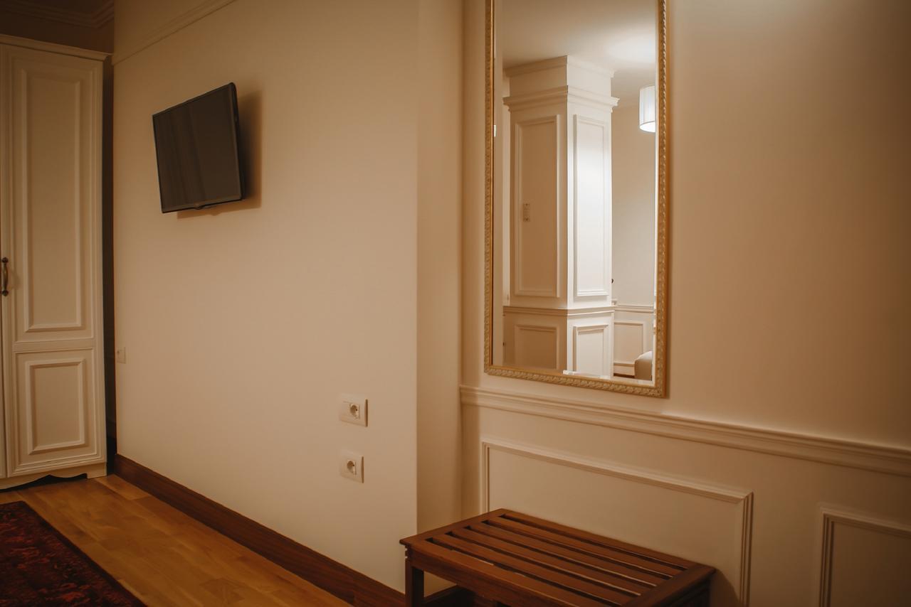 Opera Hotel 4*